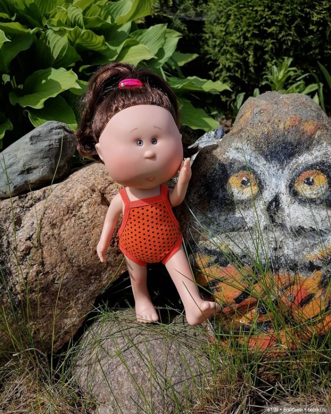 Булочка — Куклы Nines d'Onil (Нинес): Миа (Mia) (фото 7)