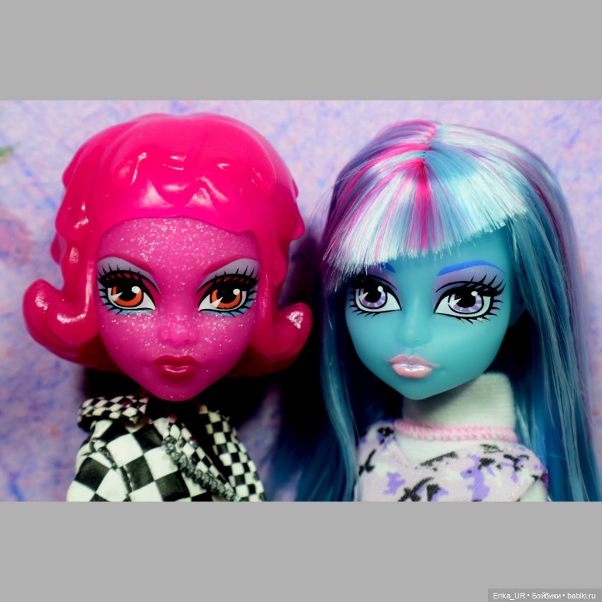 Перепись КуклоНаселения 2 полупрозрачные монстрицы