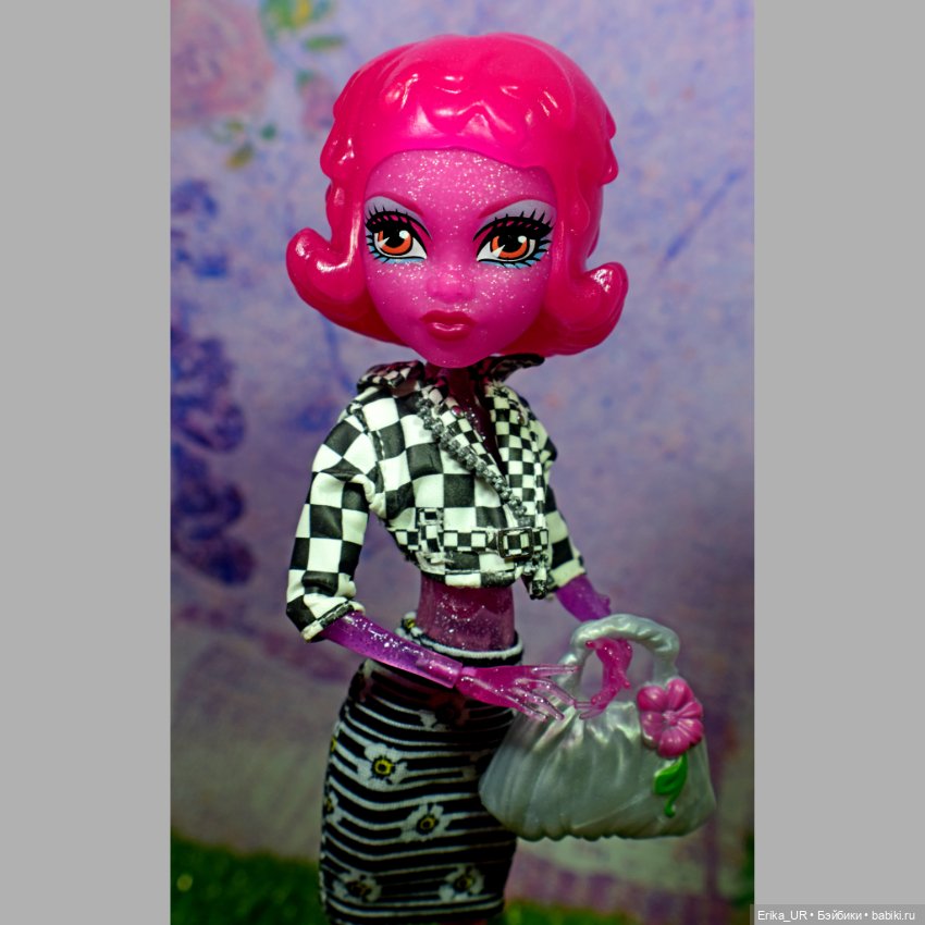 Перепись КуклоНаселения 2 полупрозрачные монстрицы