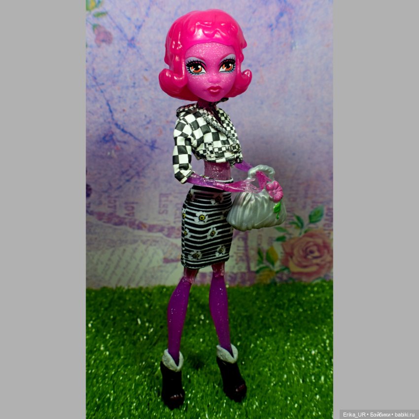 Перепись КуклоНаселения 2 полупрозрачные монстрицы