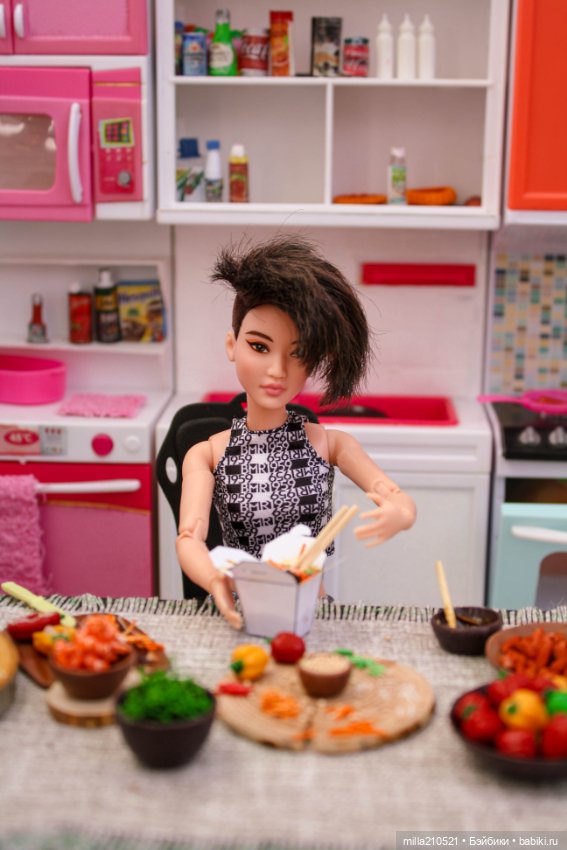 Готовим ВОК с Ким — Кукольная миниатюра своими руками: еда