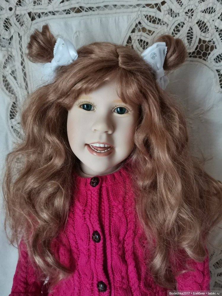 Умничка Ханна от Julie Fischer виниловая