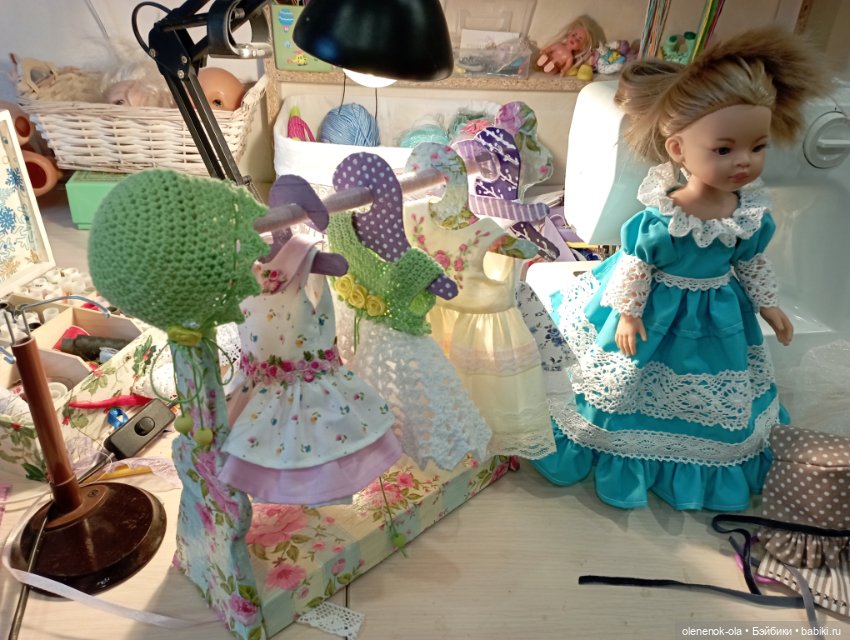 Вешалка для кукольной одежды (фото 2)