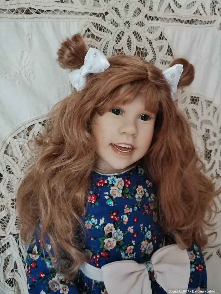 Умничка Ханна от Julie Fischer виниловая