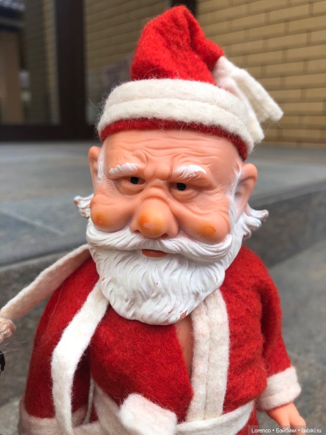 Деды Морозы, лето, Мио и Эдуардовна