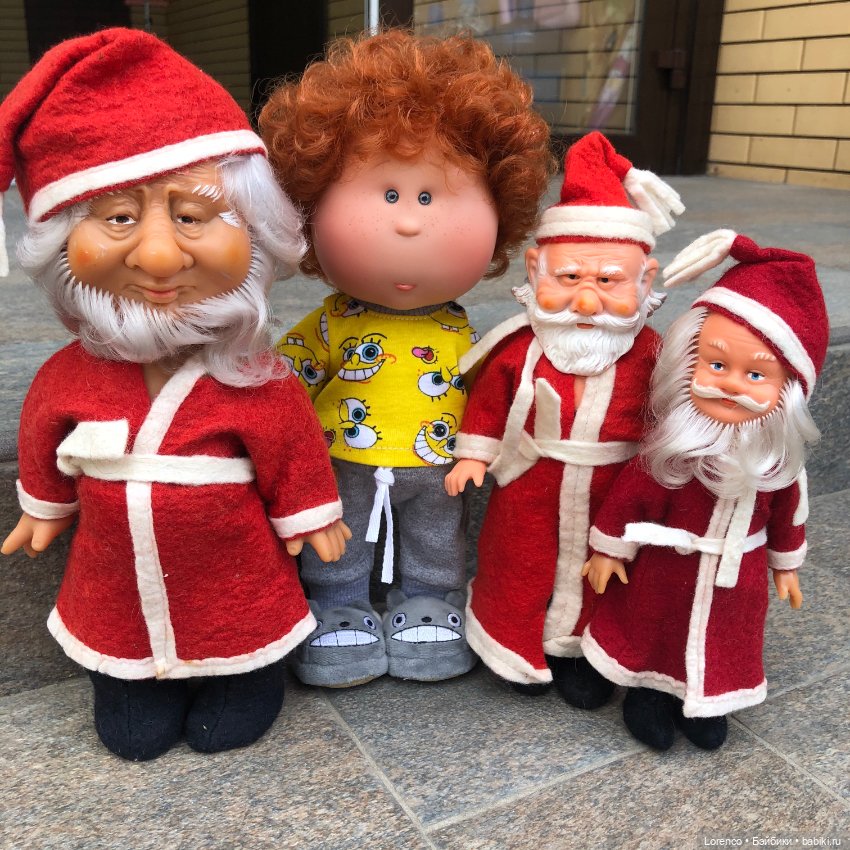 Деды Морозы, лето, Мио и Эдуардовна