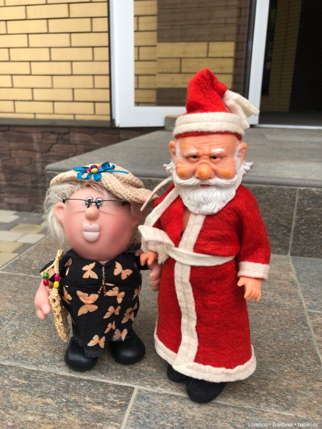 Деды Морозы, лето, Мио и Эдуардовна