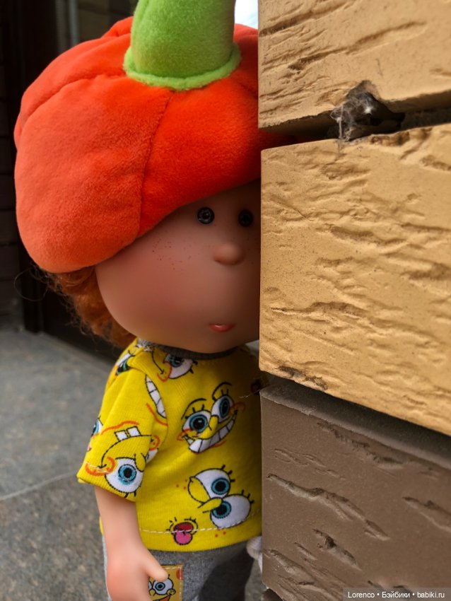 Деды Морозы, лето, Мио и Эдуардовна