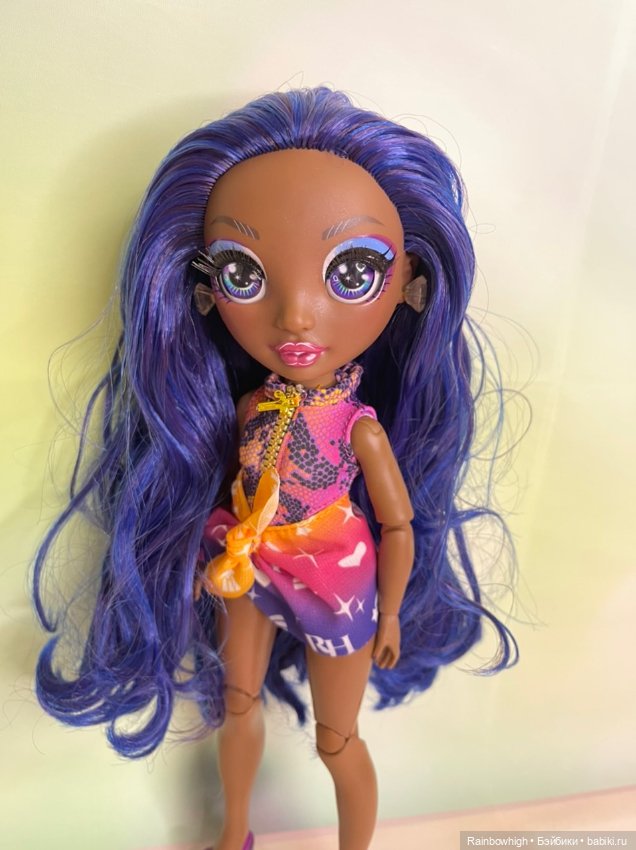 Первый мальчишка в коллекции Rainbow high