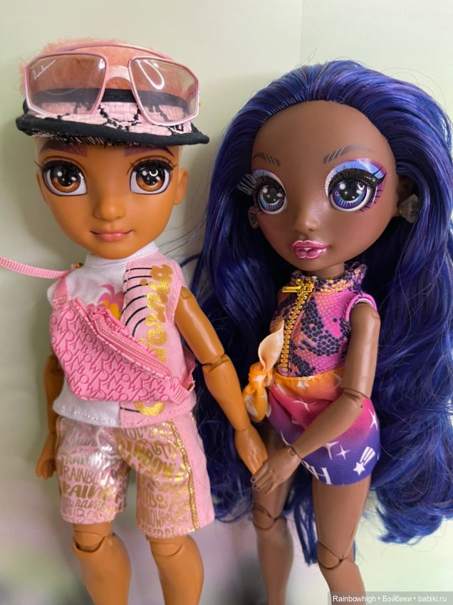 Первый мальчишка в коллекции Rainbow high
