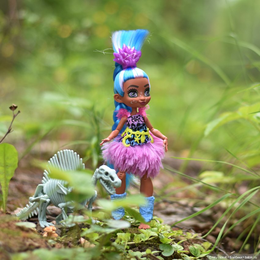 Пещерная малышка вышла погулять (фото 2)