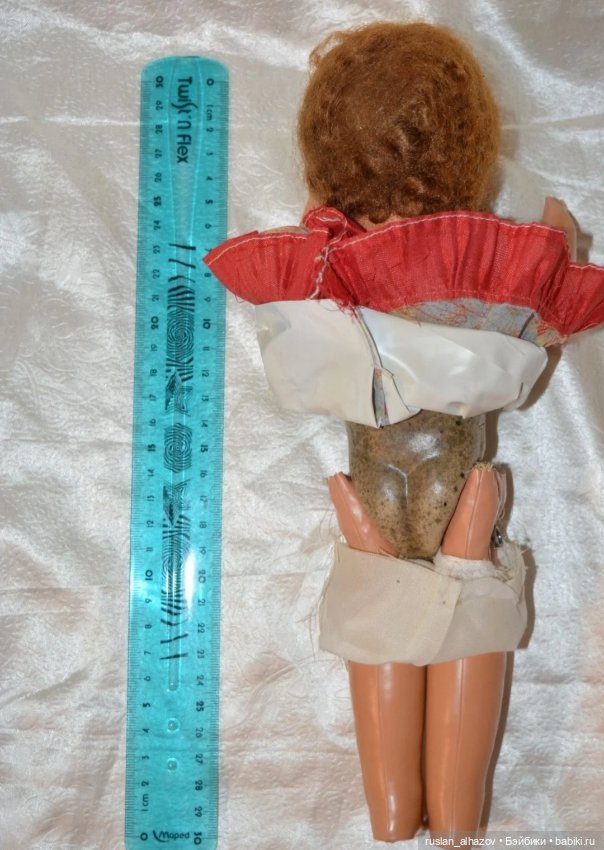 Приветствую всех! Подскажите пожалуйста кто знает о этой куколки (фото 5)