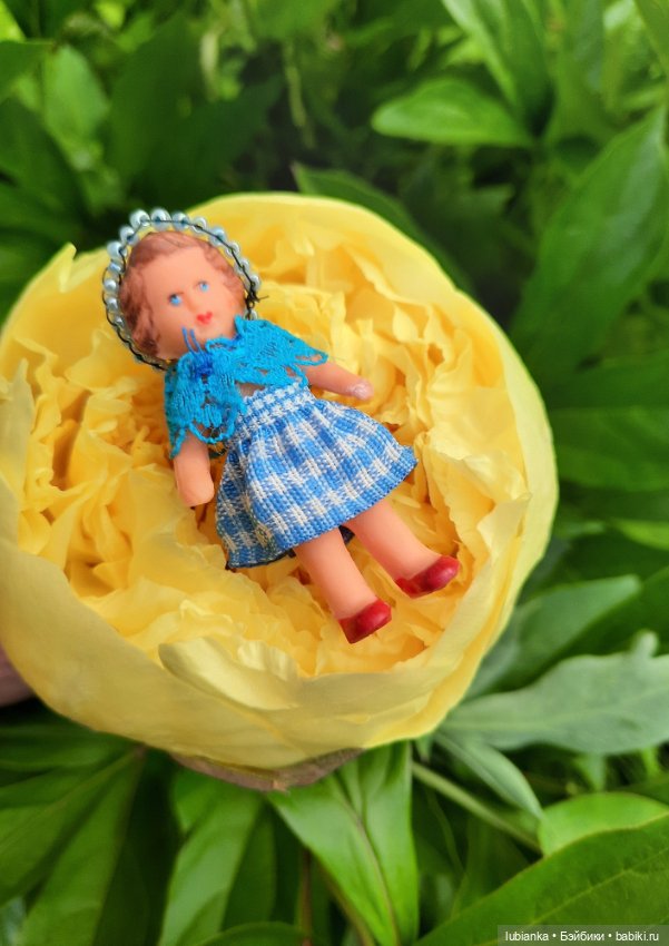 Теперь гуляем в веночках🥰