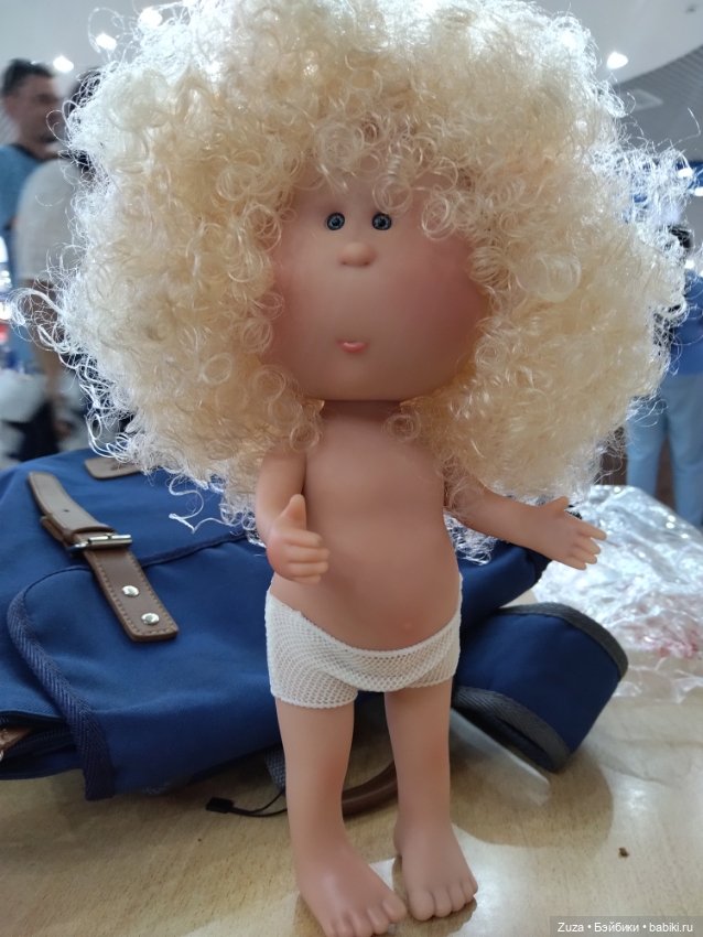 Булочка Элис — Куклы Nines d'Onil (Нинес): Миа (Mia) (фото 5)