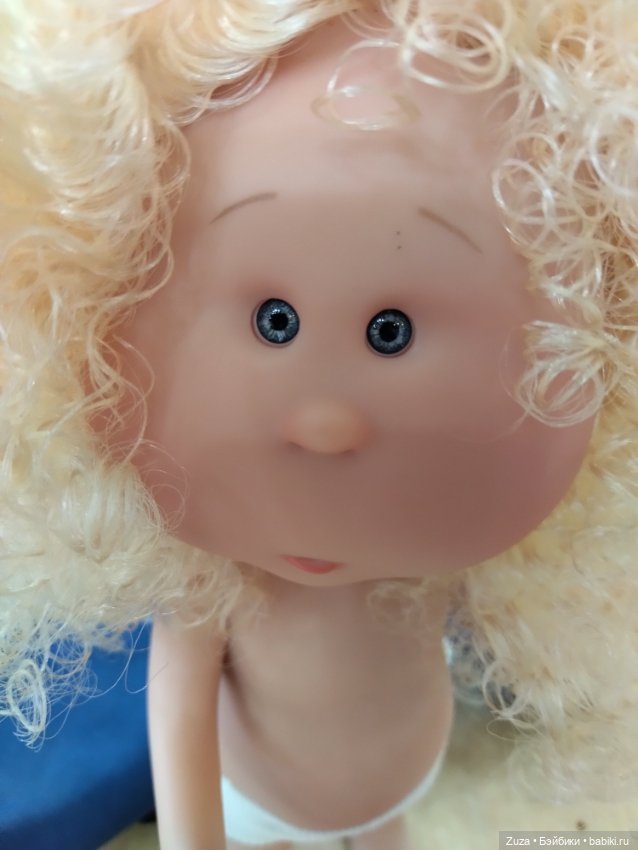 Булочка Элис — Куклы Nines d'Onil (Нинес): Миа (Mia) (фото 6)