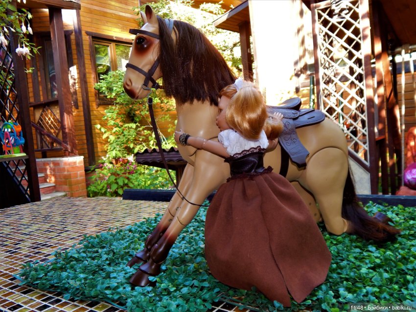 Мы идем по полю с конем — Куклы Paola Reina (Паола Рейна): новинки