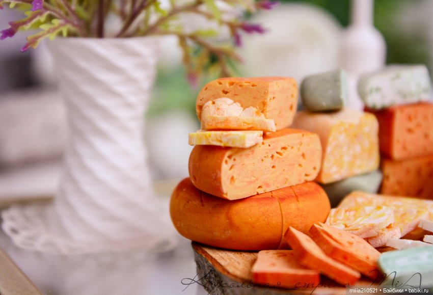 Сыр всему голова — Кукольная миниатюра своими руками: еда (фото 8)