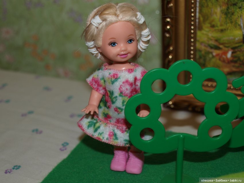 Маруся, Галочка и Светланка в "Научной экспедиции" (куколки Келли от Mattel)