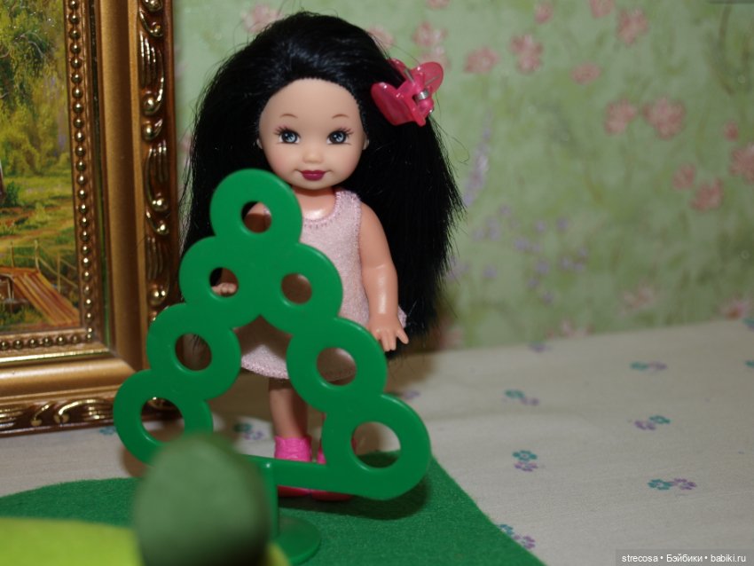 Маруся, Галочка и Светланка в "Научной экспедиции" (куколки Келли от Mattel)