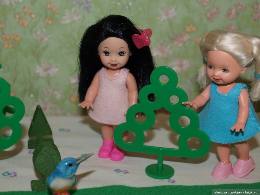 Маруся, Галочка и Светланка в "Научной экспедиции" (куколки Келли от Mattel)