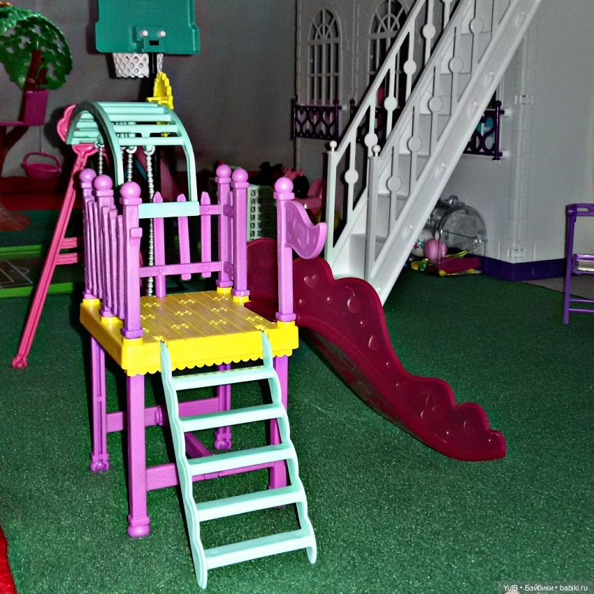 ...Дом, который построила я: Задний двор