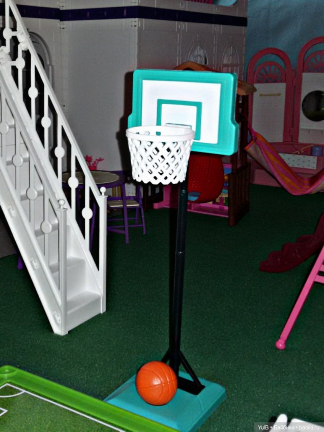 ...Дом, который построила я: Задний двор (фото 9)