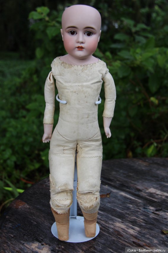 Девочка Кестнер 20" маркированная 8,на кожаном теле