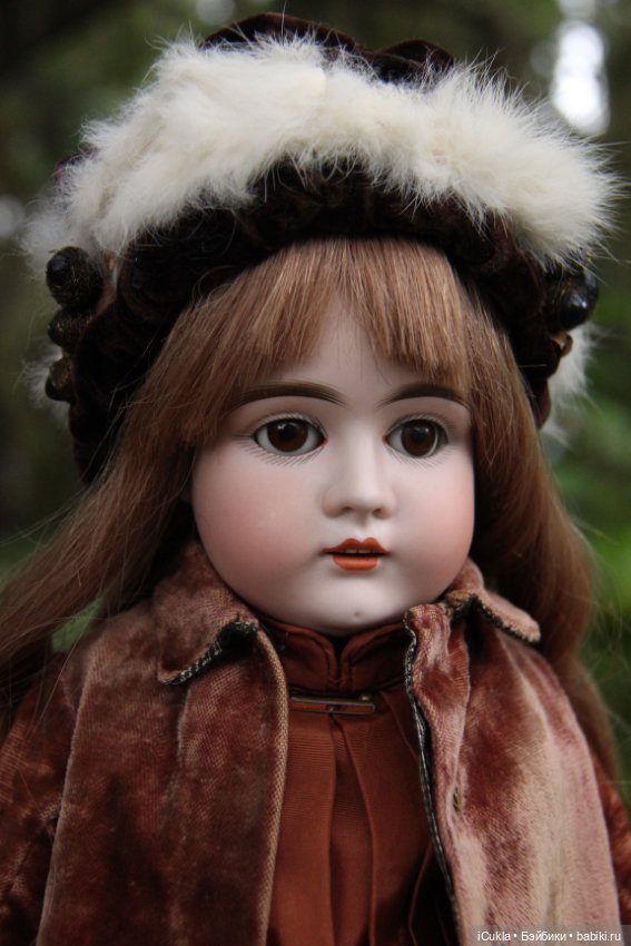 Девочка Кестнер 20" маркированная 8,на кожаном теле