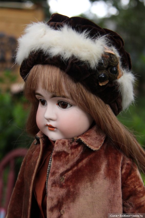 Девочка Кестнер 20" маркированная 8,на кожаном теле