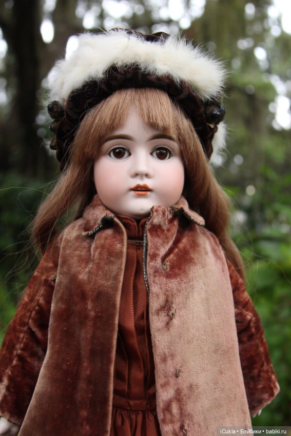 Девочка Кестнер 20" маркированная 8,на кожаном теле