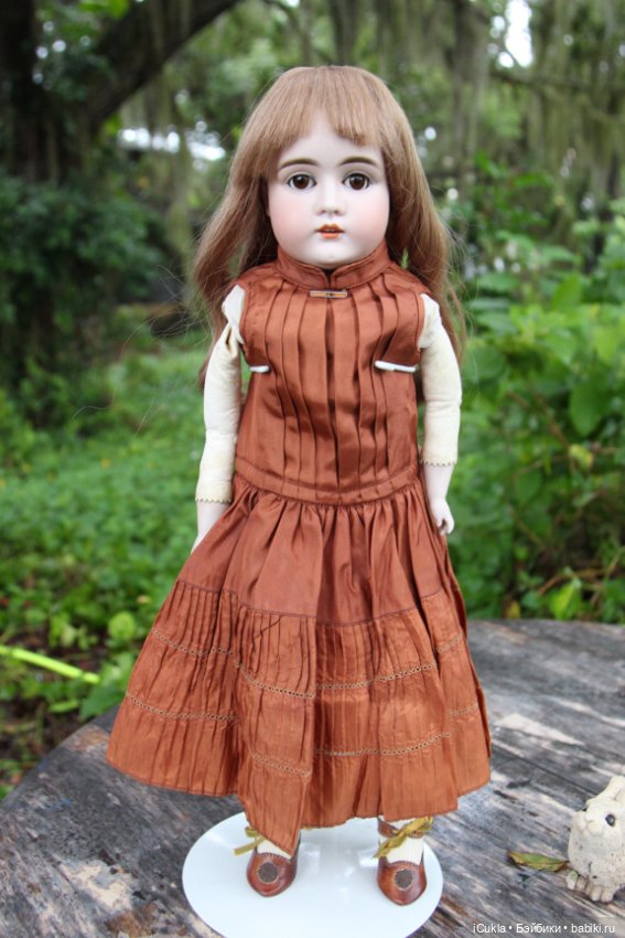 Девочка Кестнер 20" маркированная 8,на кожаном теле