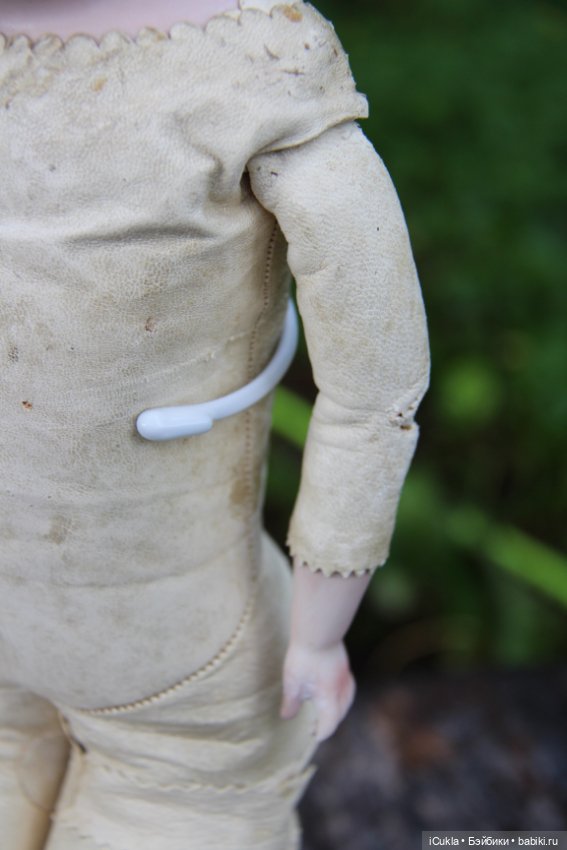 Девочка Кестнер 20" маркированная 8,на кожаном теле (фото 4)