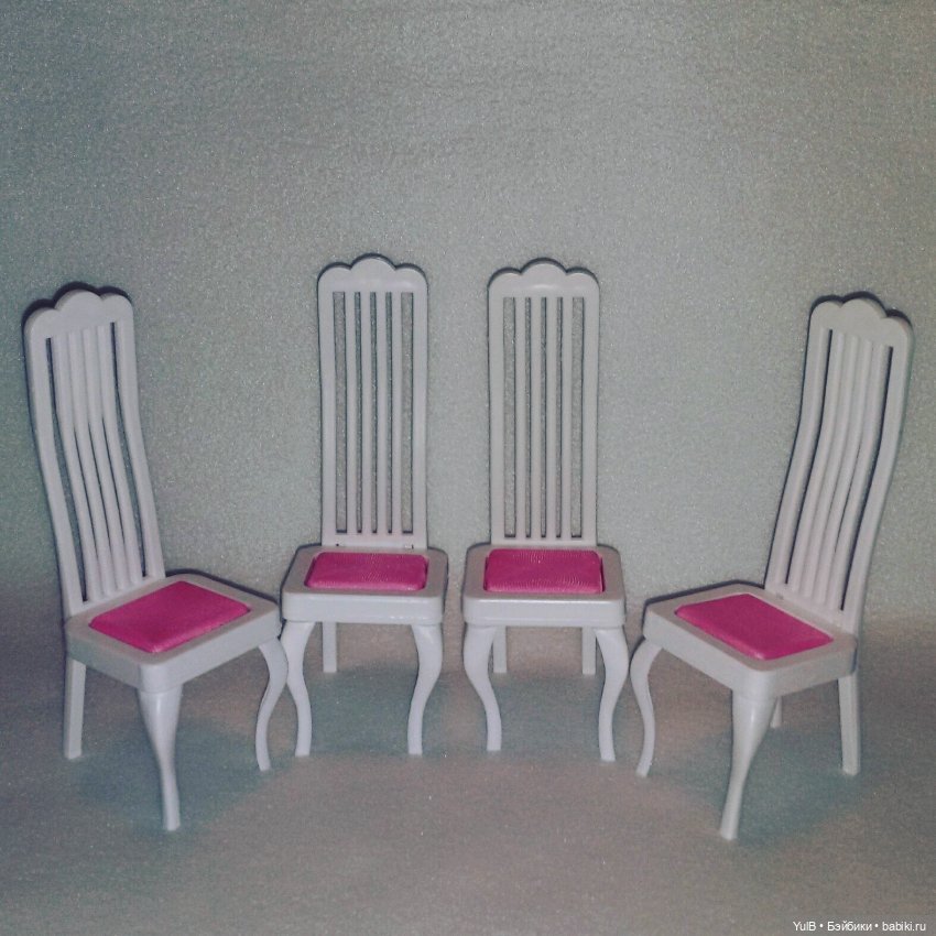 ...Четыре стула — Российские куклы Весна