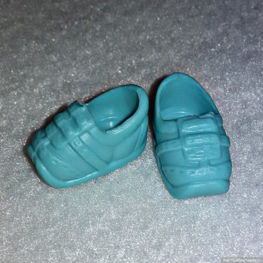 ...Еви на самокате — Куклы Simba: Еви (Evi) и Штеффи (Steffi Love) (фото 6)