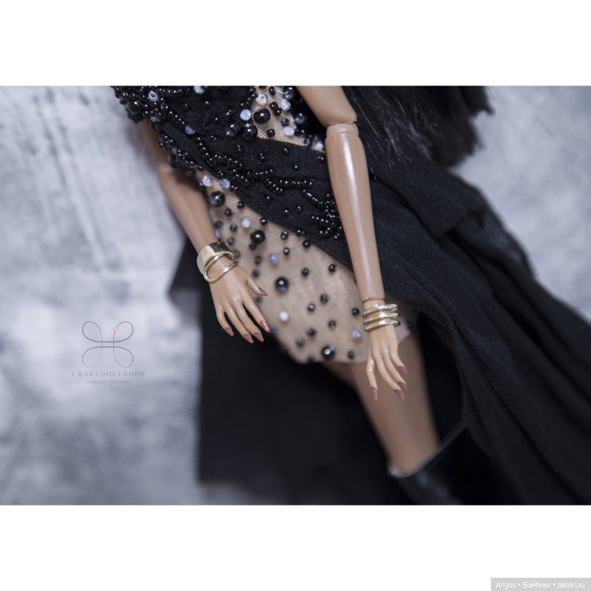 Очень-очень давно не шила ничего на ФР и подобным небольшим куклам) (фото 7)