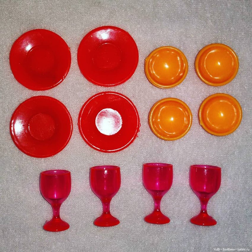 ...Маленькая мебель с большими фужерами (фото 4)