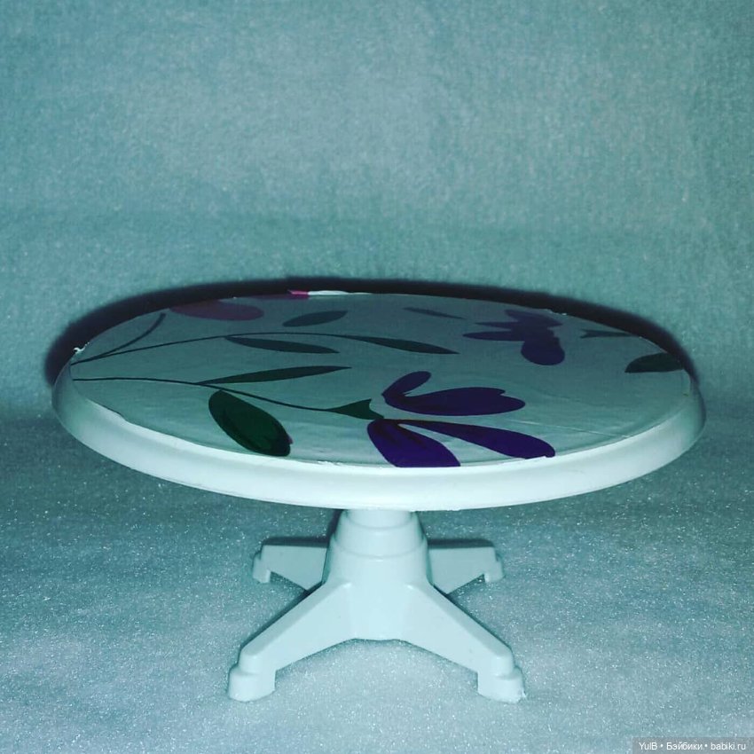 ...Маленькая мебель с большими фужерами (фото 2)