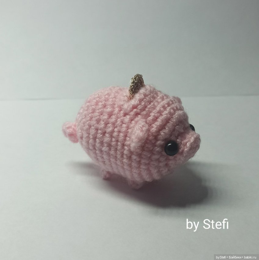 Свинка. Копилка — Вязаные игрушки и амигуруми: крючком (фото 3)
