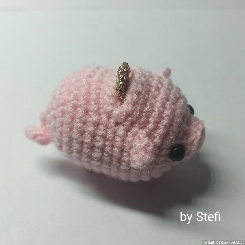 Свинка. Копилка — Вязаные игрушки и амигуруми: крючком (фото 10)