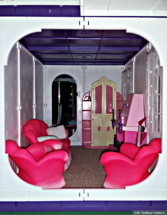 ...Дом, который построила я: Гостиная