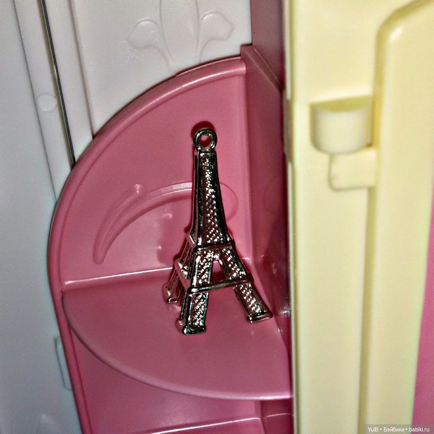 ...Дом, который построила я: Гостиная