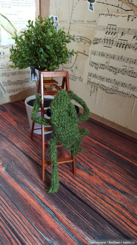Зелёный помощник — Вязаные игрушки и амигуруми: крючком (фото 5)
