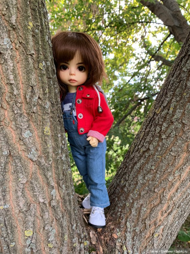 Вы не стесняетесь фотографировать кукол на улице