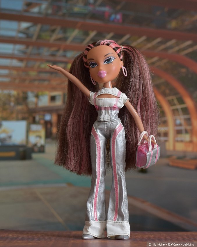 Инопланетная Ясмин — Куклы Bratz (Братц) и Moxie Girlz: MGA (фото 7)