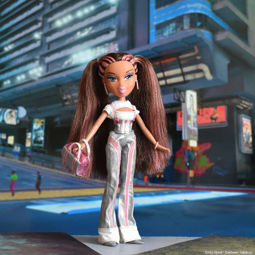 Инопланетная Ясмин — Куклы Bratz (Братц) и Moxie Girlz: MGA