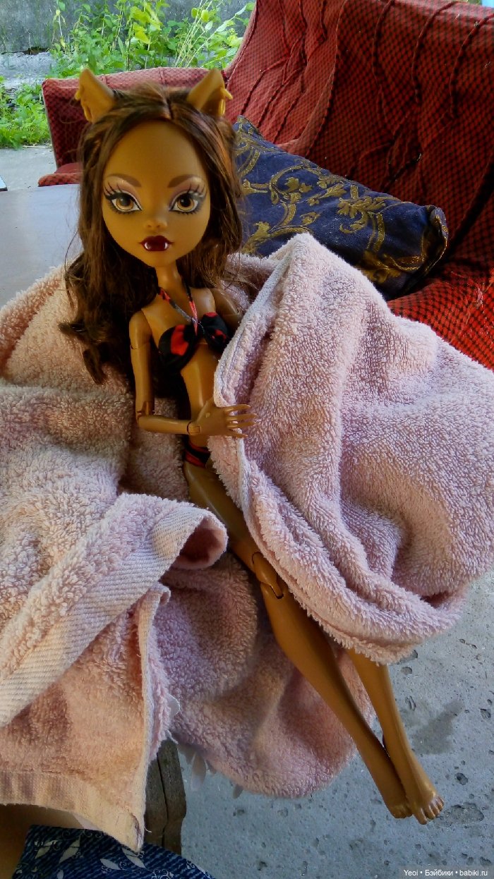 Монстер Хай, Клодин (42см) - фото на природе и в бассейне 🌞