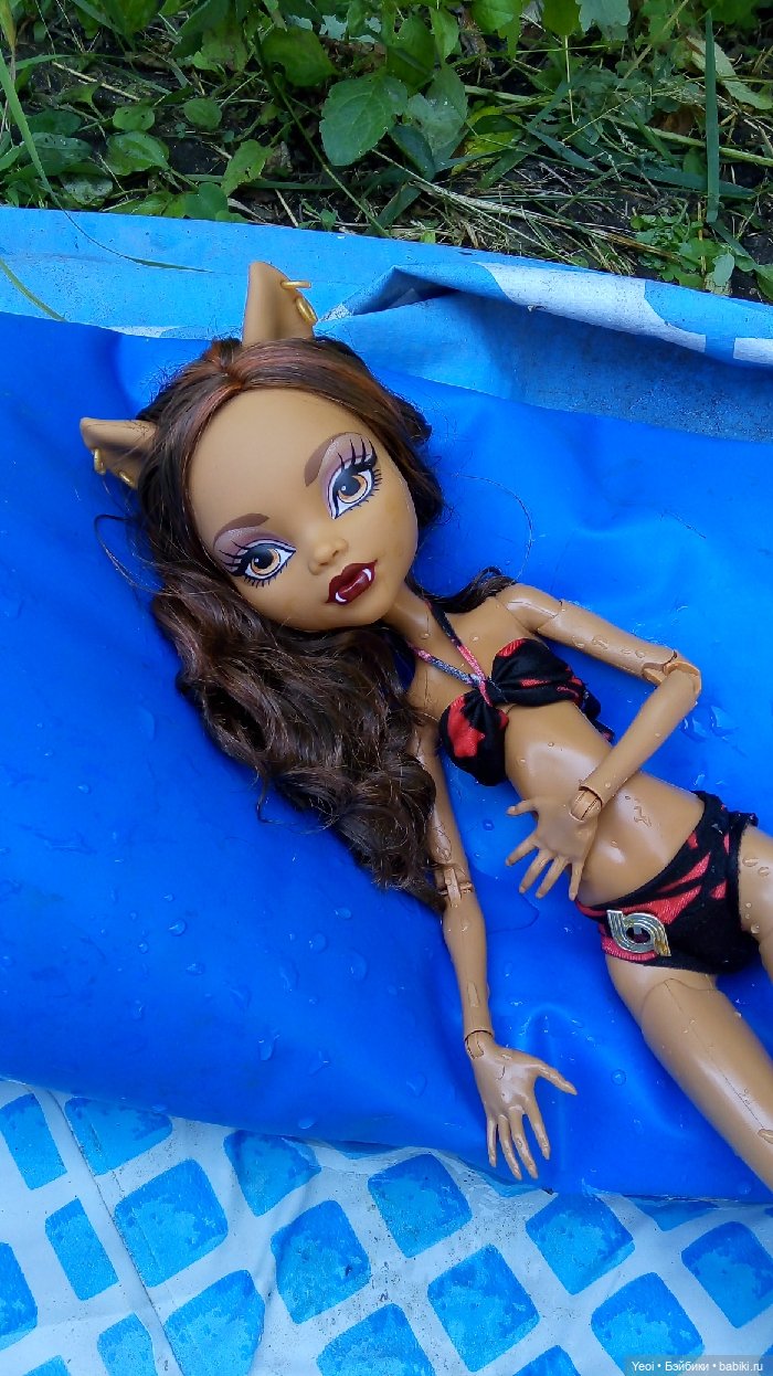 Монстер Хай, Клодин (42см) - фото на природе и в бассейне 🌞