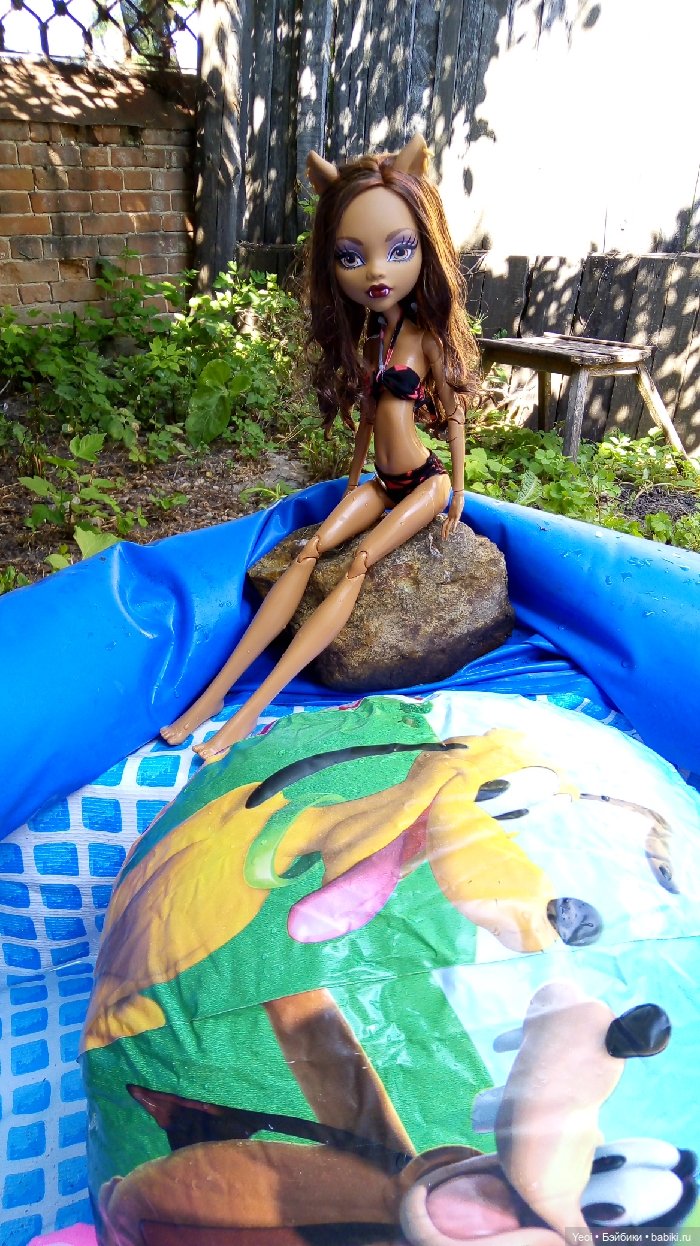 Монстер Хай, Клодин (42см) - фото на природе и в бассейне 🌞