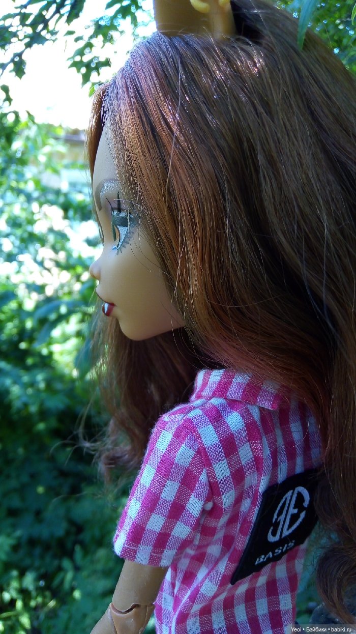 Монстер Хай, Клодин (42см) - фото на природе и в бассейне 🌞 (фото 8)