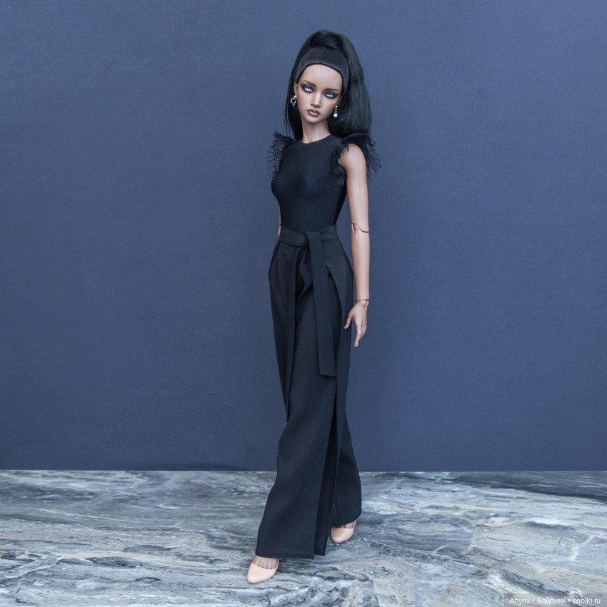 Любимый черный и немного красного